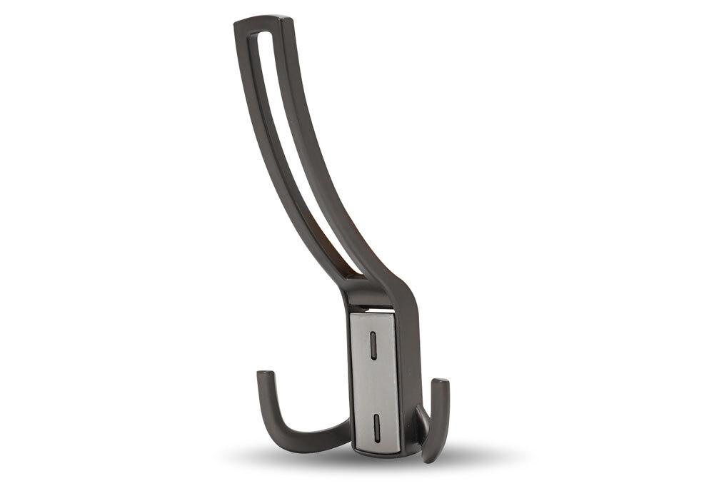 Фотография Крючок мебельный 397 трехрожковый замак жемчужный серый браш.никель от магазина Delicatex